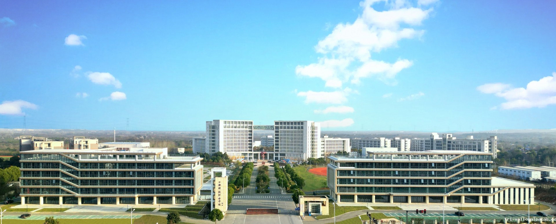 20250418103328_309686.jpg 科院大门口.jpg