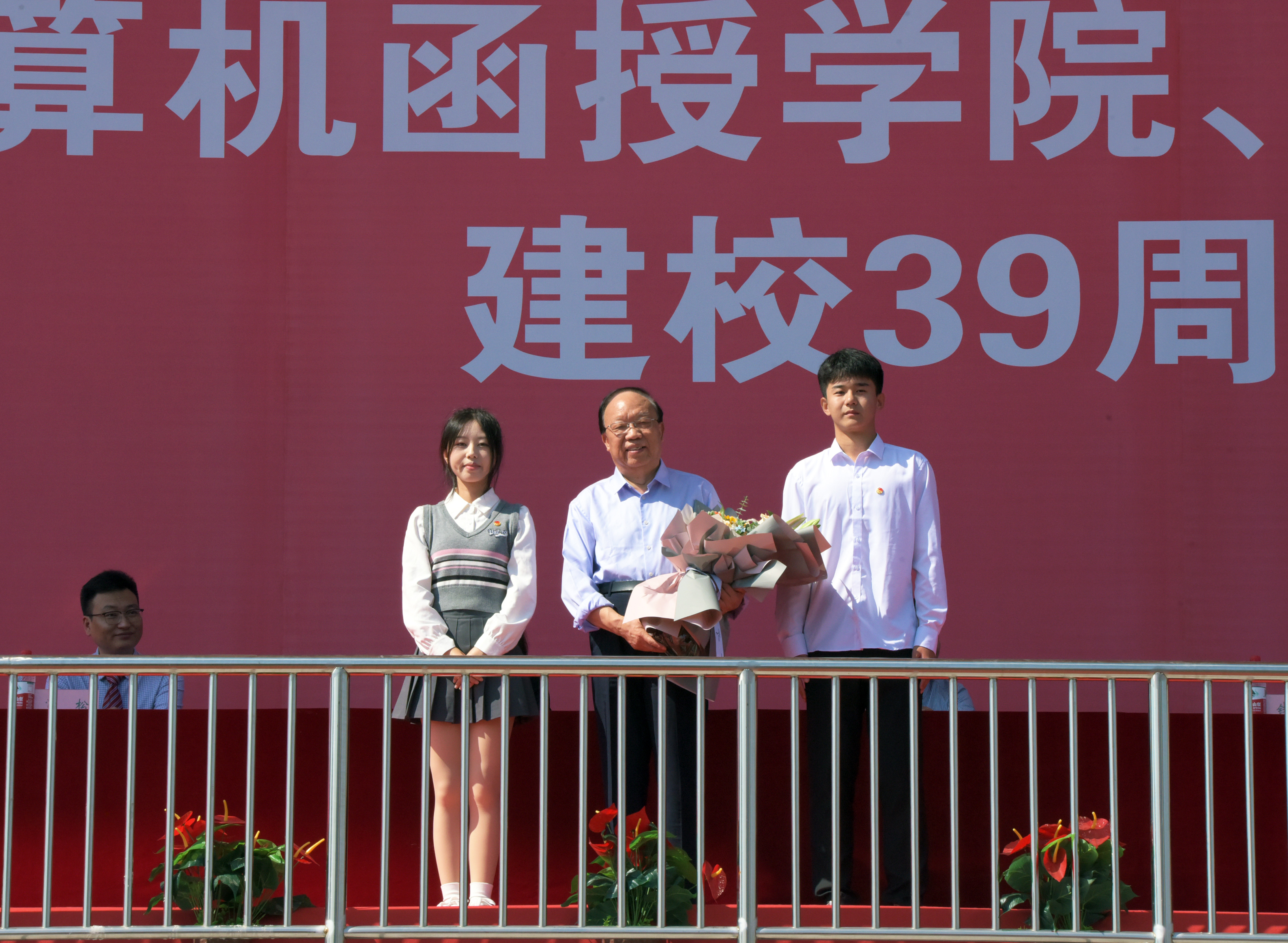 1697617892412863.jpg 1697617892412863.jpg