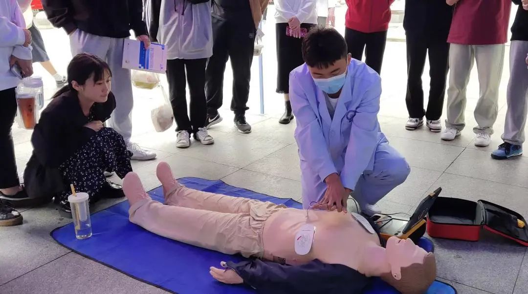 1684829420146347.jpg 1684829420146347.jpg