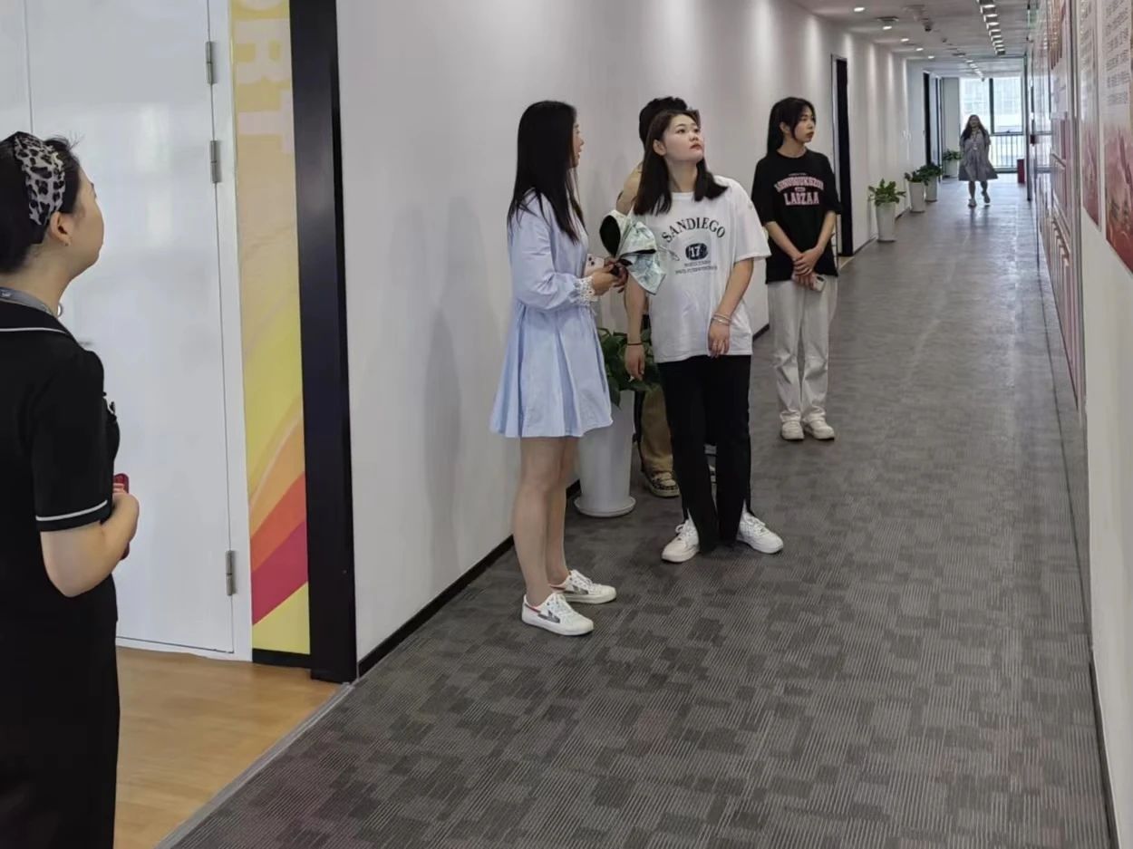 1686993618278350.jpg 3.jpg